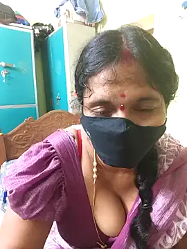 hotladyIndian1 online show from 12-09-24, 07:17
