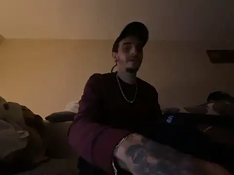 Snapshot of Rebeu313 chatting on 02-09-26, 08:24 Rebeu313 online show from 02-09-26, 08:24