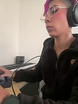 MiaMorgan  online show from 02-05-26, 01:05