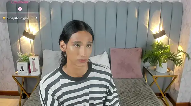 skyyfoxpraga online show from 01-11-25, 09:57