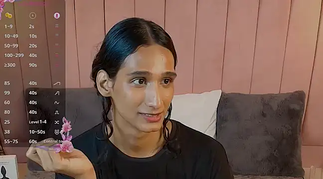 skyyfoxpraga online show from 01-20-25, 01:11