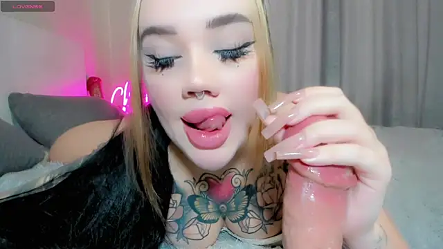 Aira vi online show from 03-02-26, 09:38