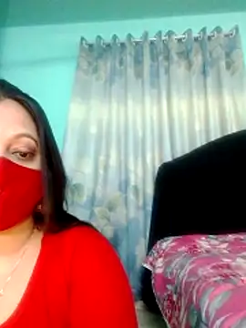 Taniya07 online show from 05-08-26, 06:13