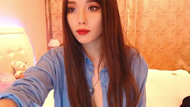 Snapshot of lilianbee chatting on 07-09-26, 07:01 lilianbee online show from 07-09-26, 07:01