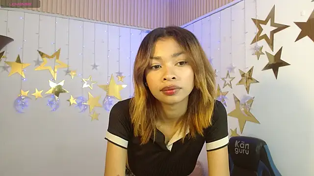 Snapshot of Perla_prg chatting on 11-27-25, 07:05 Perla prg online show from 11-27-25, 07:05