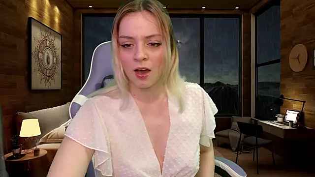 Snapshot of Dolce--Mia---Bianchi__07 chatting on 03-13-25, 04:23 Dolce--Mia---Bianchi 07 online show from 03-13-25, 04:23