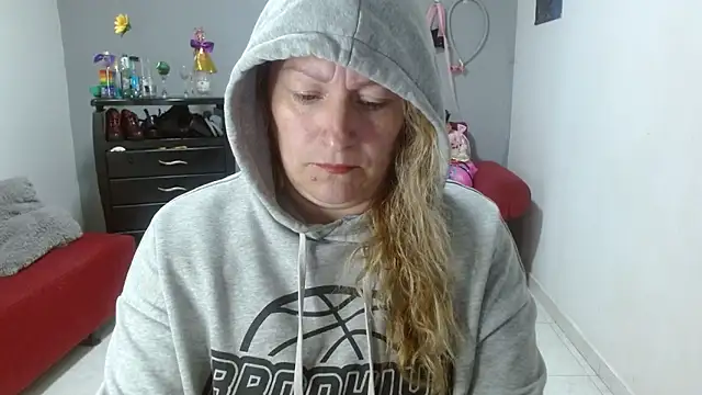 Snapshot of emperabigbootybigass chatting on 01-29-25, 12:13 emperabigbootybigass online show from 01-29-25, 12:13