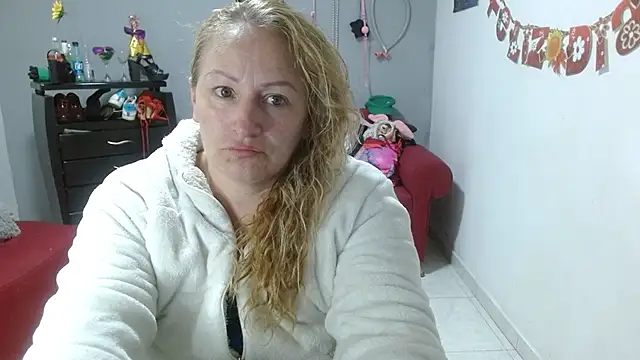 Snapshot of emperabigbootybigass chatting on 02-28-25, 06:41 emperabigbootybigass online show from 02-28-25, 06:41