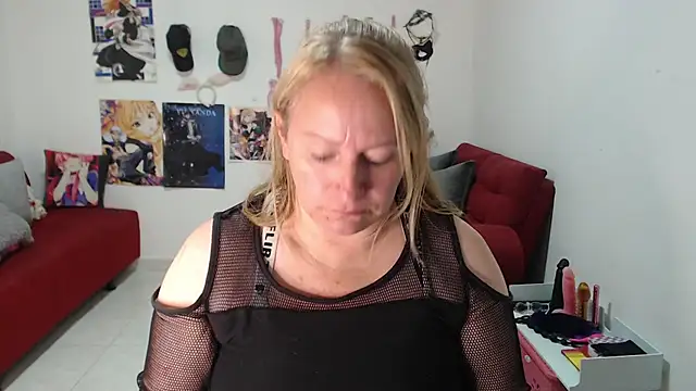 Snapshot of emperabigbootybigass chatting on 09-24-25, 12:19 emperabigbootybigass online show from 09-24-25, 12:19