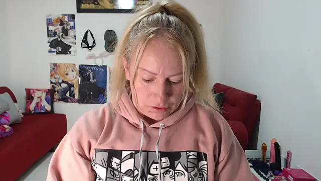 Snapshot of emperabigbootybigass chatting on 09-26-25, 12:20 emperabigbootybigass online show from 09-26-25, 12:20