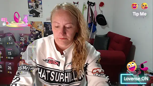 Snapshot of emperabigbootybigass chatting on 10-24-25, 12:23 emperabigbootybigass online show from 10-24-25, 12:23