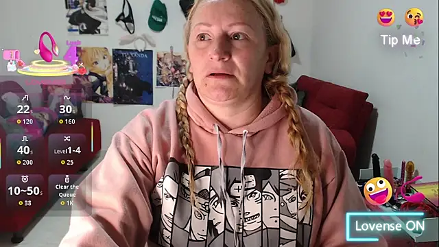 Snapshot of emperabigbootybigass chatting on 10-27-25, 12:09 emperabigbootybigass online show from 10-27-25, 12:09