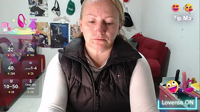 Snapshot of emperabigbootybigass chatting on 10-28-25, 12:19 emperabigbootybigass online show from 10-28-25, 12:19