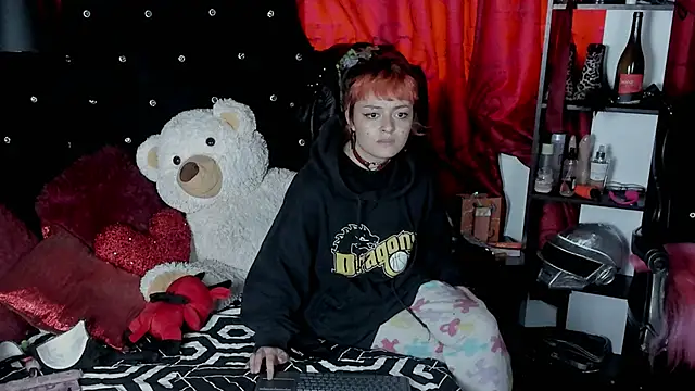 Snapshot of Baby_Punk chatting on 01-07-25, 10:30 Baby Punk online show from 01-07-25, 10:30