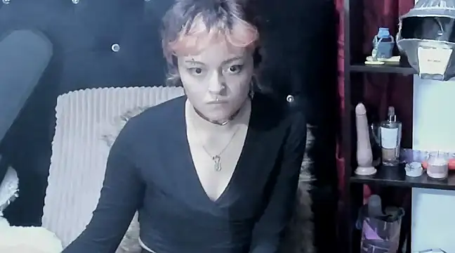Snapshot of Baby_Punk chatting on 01-22-25, 03:31 Baby Punk online show from 01-22-25, 03:31