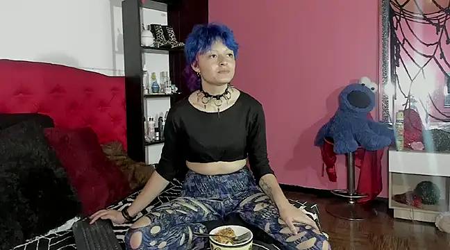 Snapshot of Baby_Punk chatting on 03-03-25, 06:12 Baby Punk online show from 03-03-25, 06:12