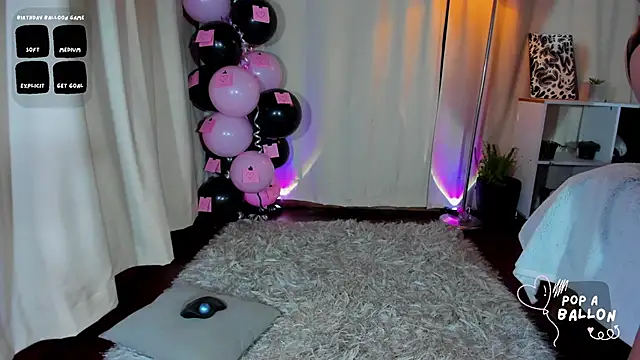 Snapshot of Manu_Velez chatting on 10-10-25, 06:34 Manu Velez online show from 10-10-25, 06:34