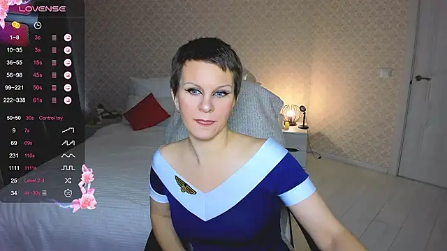 Louisa Bay online show from 02-03-26, 08:52