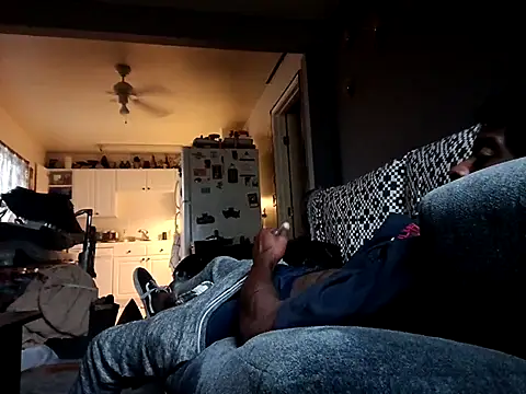 DevinToore online show from 11-05-25, 03:12