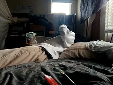 DevinToore online show from 12-21-25, 07:54