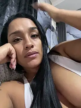 Snapshot of KatalinnaBrown chatting on 02-05-26, 11:04 KatalinnaBrown online show from 02-05-26, 11:04