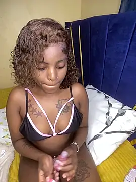 Snapshot of Sasha-smiles chatting on 11-08-25, 04:45 Sasha-smiles online show from 11-08-25, 04:45