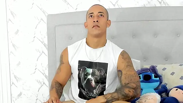 luigiferrara online show from 01-23-25, 01:41