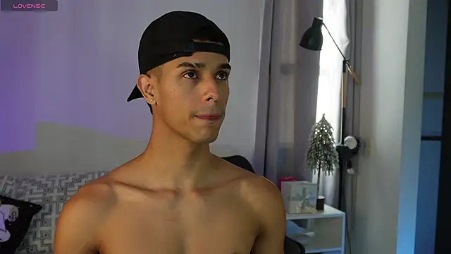 Busterspinter online show from 12-14-25, 03:50