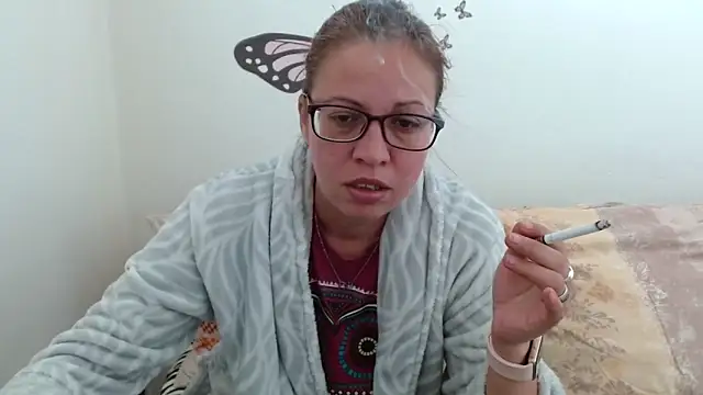 Snapshot of LadyHellene chatting on 03-07-26, 07:05 LadyHellene online show from 03-07-26, 07:05