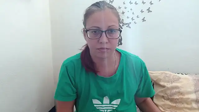 Snapshot of LadyHellene chatting on 03-12-26, 02:01 LadyHellene online show from 03-12-26, 02:01