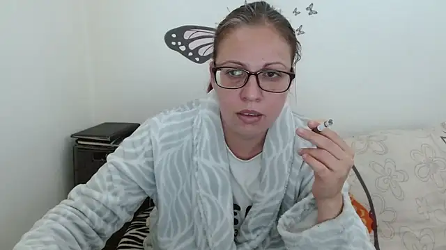 Snapshot of LadyHellene chatting on 03-30-26, 10:38 LadyHellene online show from 03-30-26, 10:38