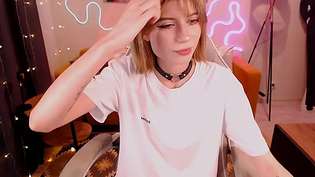 Snapshot of Sweet_Richal chatting on 10-24-25, 08:38 Sweet Richal online show from 10-24-25, 08:38