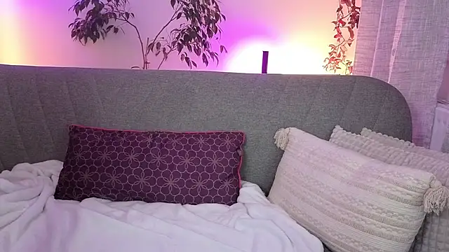 MeganWitch online show from 11-02-25, 06:10