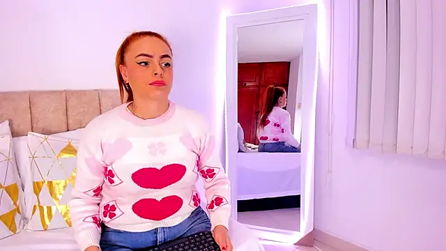 cristalwalker   online show from 12-01-25, 10:20