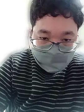 Snapshot of muyugo2024 chatting on 03-27-26, 02:17 muyugo2024 online show from 03-27-26, 02:17