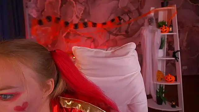 EmilySunshineS online show from 10-31-25, 07:42