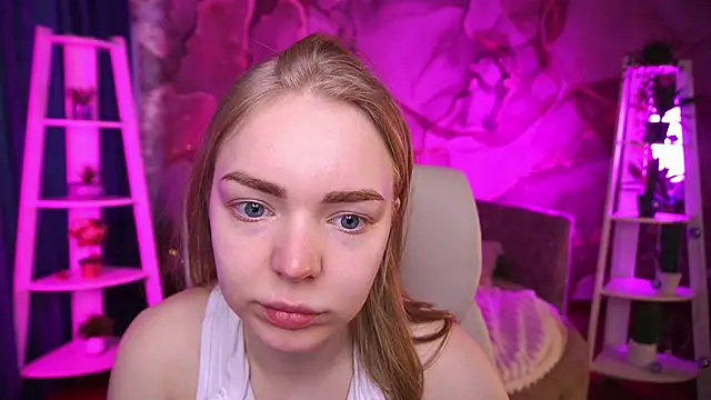 EmilySunshineS online show from 03-11-26, 06:52