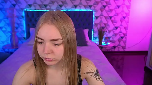EmilySunshineS online show from 05-09-26, 01:16