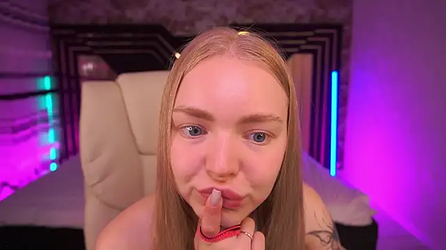 EmilySunshineS online show from 06-26-26, 05:56