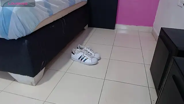  candy jade  online show from 09-23-25, 11:35