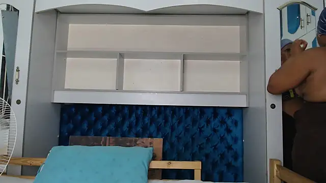 Zeeyonce696 online show from 12-05-24, 06:44