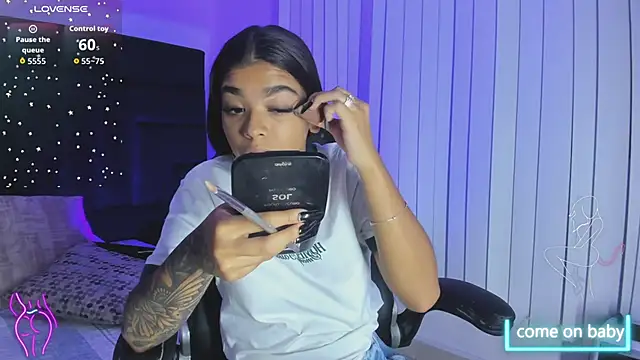 GiaFu online show from 10-25-25, 06:13