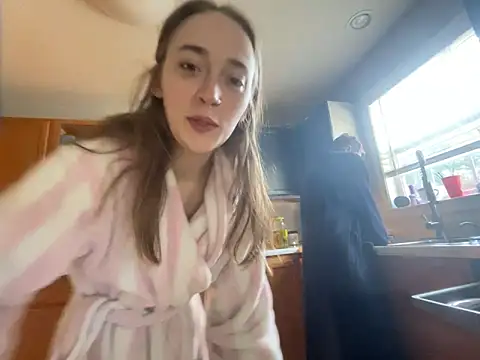 Snapshot of Maxinebabyyy chatting on 03-12-25, 01:30 Maxinebabyyy online show from 03-12-25, 01:30