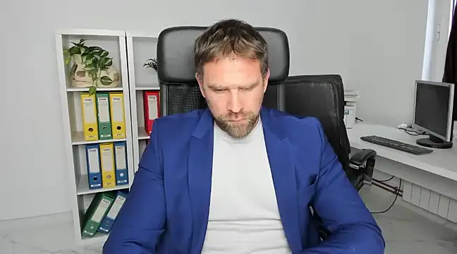 John-E-Dough online show from 12-13-24, 08:20