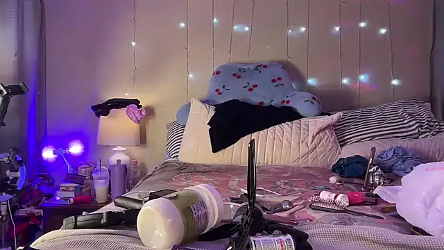 Snapshot of Dani_Dragon69 chatting on 02-01-26, 09:24 Dani Dragon69 online show from 02-01-26, 09:24