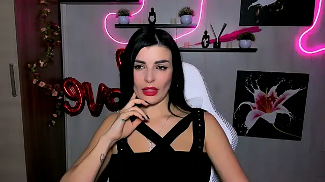 KayWuds online show from 03-13-25, 04:05