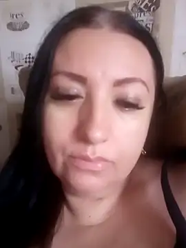 Veronica-Celie online show from 12-18-25, 10:21