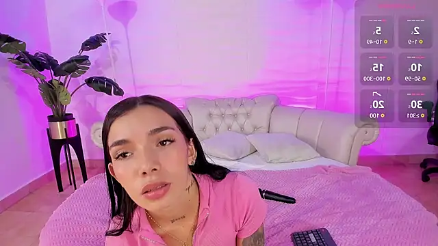 Mollymoon1 online show from 12-30-24, 07:00