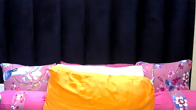 Pearl 00 online show from 05-02-26, 06:13