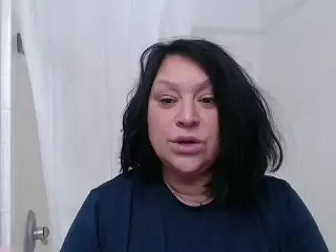 AlyssiaAmoreXO online show from 01-04-25, 05:58